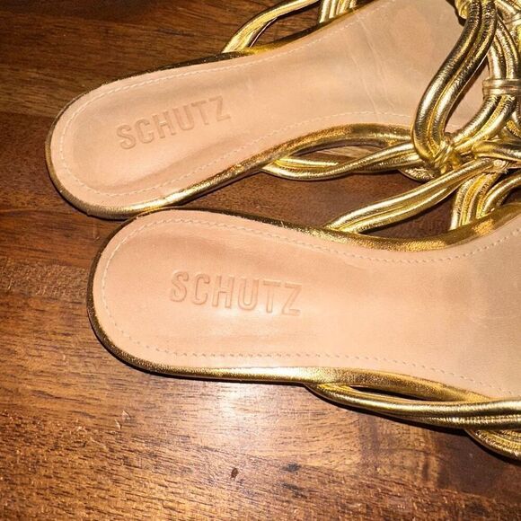 NWOB Schutz Soffy Flat Sandal - Picture 7 of 10